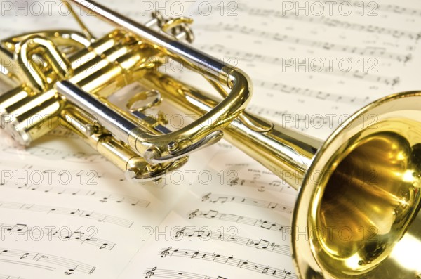 Trumpet on sheet music