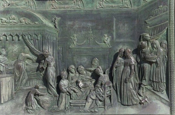 Detail of the door of the cathedral, Piazza dei Miracoli, Pisa, Tuscany, Italy, Europe