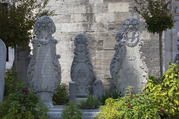 Ottoman style decorative art in marble tomb in cemetery