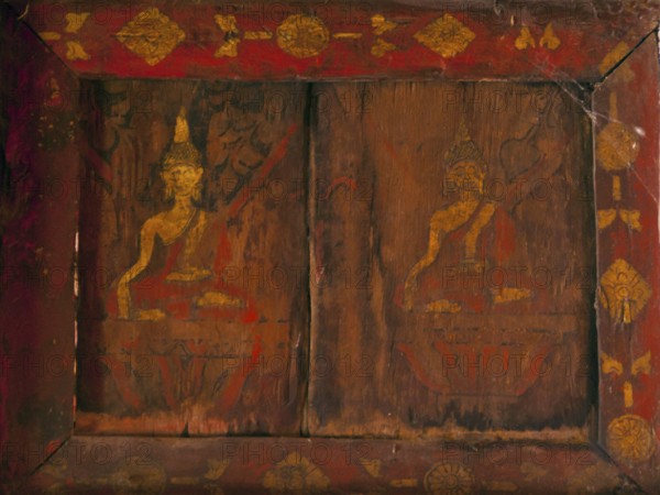 Wat Lai Hin Kaew Chang Yuan (Temple of the Standing Elephant with the Stone Shoulder) was originally constructed in 1683