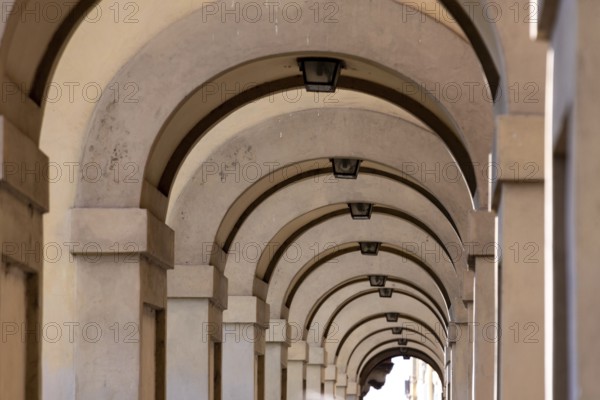 An archway near the Ponte Vecchio in downtown Florence, Italy, Europe