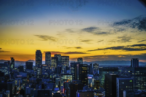 Sunset from the observatory of Nagoya TV Tower. Shooting Location: Aichi Prefecture, Nagoya City