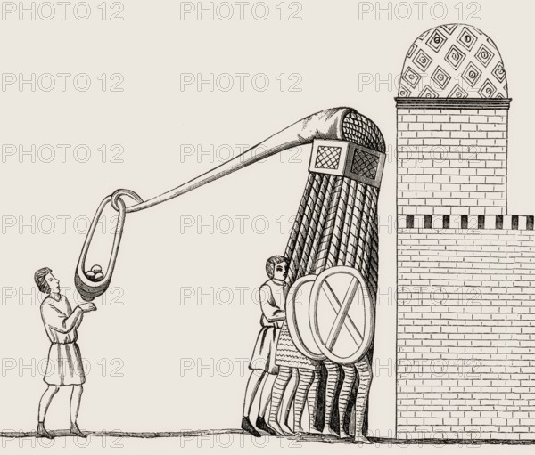 Stone-throwing siege engine, 14th century