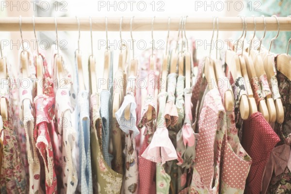 Floral pattern young girl dresses in children wear fashion shop