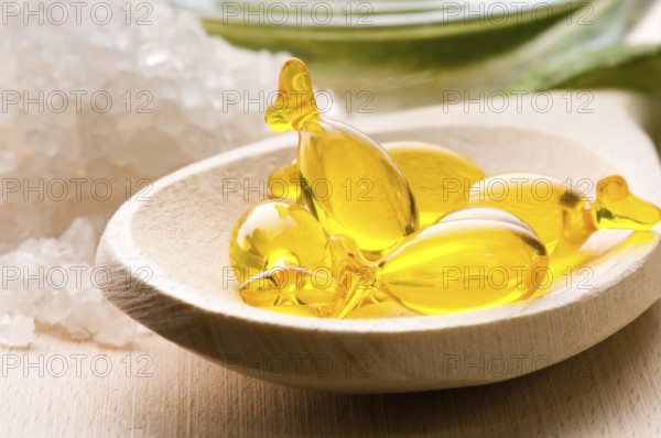 Lemon bath - bath salt, capsule and fresh fruits, poland