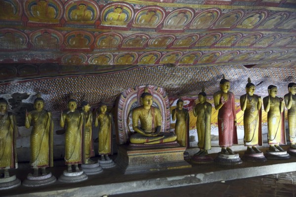 Buddha statues in Dambulla Cave Temple, Sril Lanka