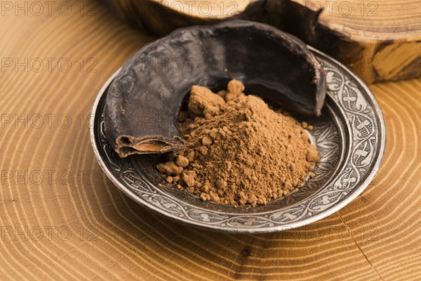 Carob pods and carob powder