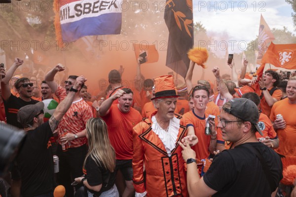 06/07/2024, Berlin, Germany, Europe, Fans of the Dutch national football team celebrate on a fan walk in front of the quarter-final match against Turkey during the European Football Championship UEFA EURO 2024, Europe