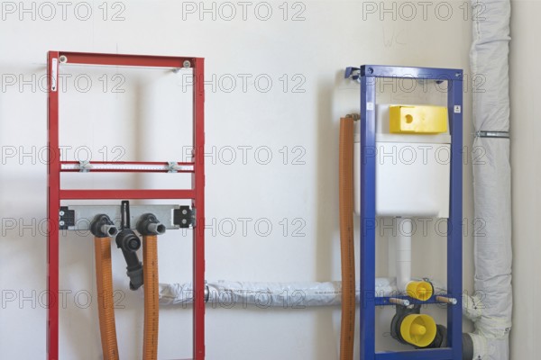 Modern sanitary substructure in a newly built home
