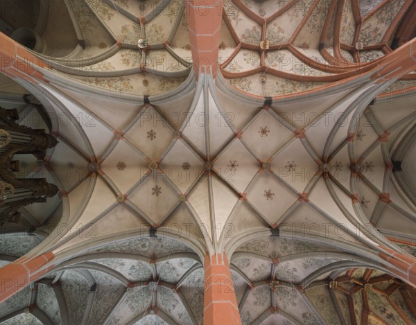 Vault in the nave, St., Sankt, Saint