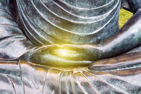Buddha statue with enlightenment