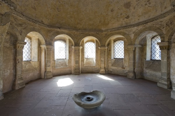 Interior of the apse in the church of the medieval Simeonstift, 11th century, St., Sankt, Saint