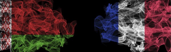 Flags of Belarus and France on Black background, Belarus vs France Smoke Flags