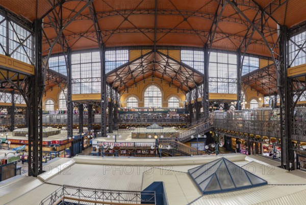 A picture of the interior of the Central Market Hall