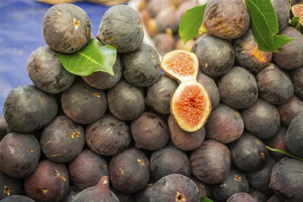 Ripe fig fruits seen in the market place