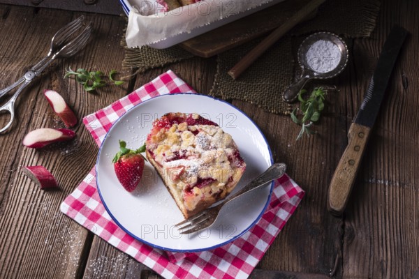 Rhubarb strawberry brioches