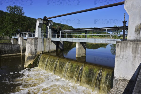 Altmühltal Nature Park, Dam at the Altmühl near Beilngries, Upper Bavaria, Germany, Altmühltal Nature Park, Dam at the Altmühl near Beilngries, Upper Bavaria, Germany, Europe