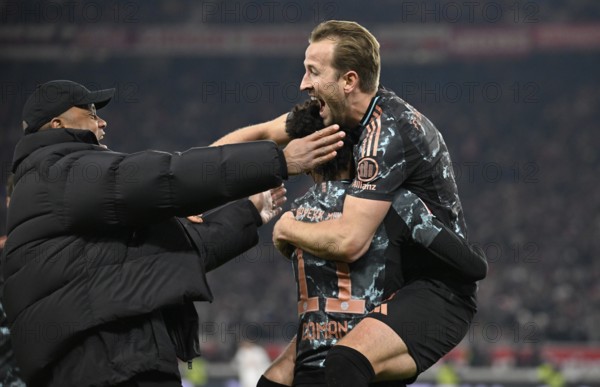 Goal celebration Kingsley Coman FC Bayern Munich FCB (11) Harry Kane FC Bayern Munich FCB (09) Coach Coach Vincent Kompany FC Bayern Munich FCB MHPArena, MHP Arena Stuttgart, Baden-Württemberg, Germany