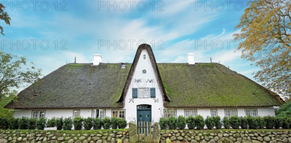 Frisian house on the North Sea island of Sylt, Schleswig-Holstein, Germany
