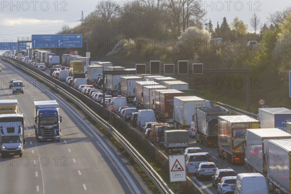A lorry carrying hazardous goods caught fire on the A4 motorway at the Dresdner Tor service station. The motorway was temporarily closed in both directions - there were considerable traffic obstructions with several kilometres of tailbacks on the A4 and A17 and the diversion routes, Dresden, Saxony, Germany