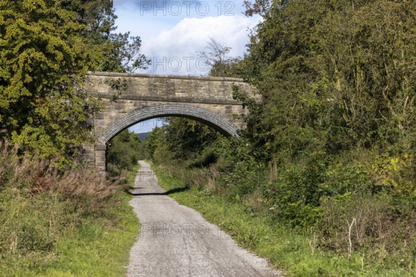 Tissington Trail, cycle path follows old, former railway line, Peak District National Park, England, Great Britain