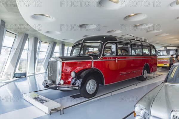 Mercedes-Benz O 3500 all-weather touring coach from 1952. The Mercedes-Benz Museum in Stuttgart presents a journey through the automotive history of the global corporation. The history of the Mercedes star begins with the first automobile in 1886. Stuttgart, Baden-Württemberg, Germany