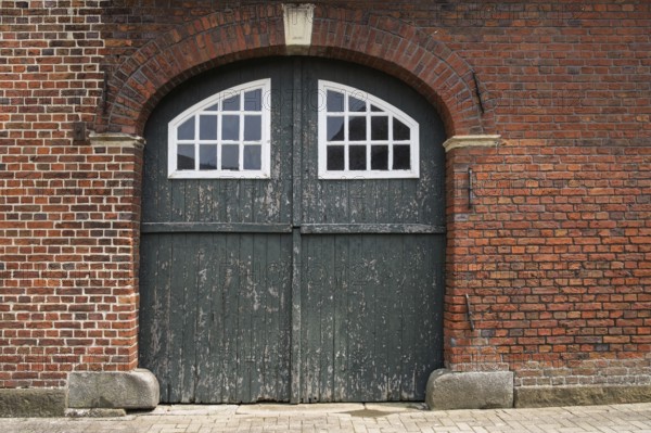 Old Barn Door, Münsterland, North Rhine-Westphalia, Germany