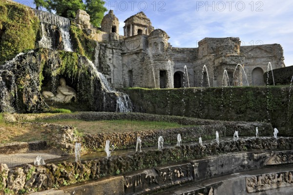 Fountain Fontana della Rometta e di Roma, Renaissance garden of Villa d'Este, water features, fountains, UNESCO World Heritage Site, Tivoli, Metropolitan City of Rome, Lazio, Italy