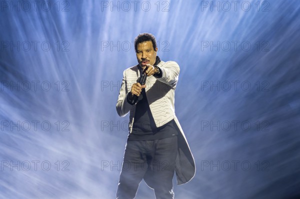 Lionel Richie live on Say Hello To The Hits 2025 Tour at the Berlin Uber Arena on 03.07.2025