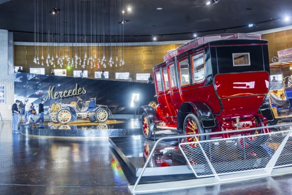 The Mercedes-Benz Museum in Stuttgart presents a journey through the automotive history of the global corporation. The history of the Mercedes star begins with the first automobile in 1886. Stuttgart, Baden-Württemberg, Germany
