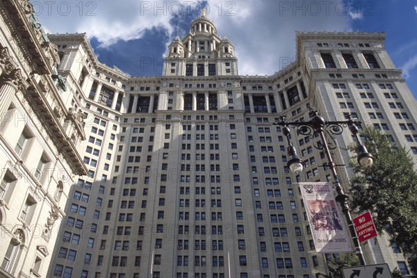David N. Dinkins Municipal Building, municipal administration building in the borough of Manhattan, New York City, USA