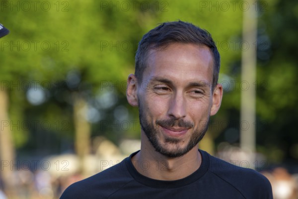 SC Käfertal against Waldhof Mannheim (test match) ***Picture: Dominik Glawogger, coach of Waldhof Mannheim