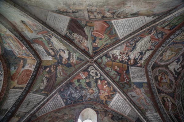 Cathedral cloister around 1370, the frescoes were painted from around 1390, Bressanone Cathedral, Cathedral Square, Bressanone, South Tyrol, Italy