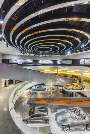 The Mercedes-Benz Museum in Stuttgart presents a journey through the automotive history of the global corporation. The history of the Mercedes star begins with the first automobile in 1886. 160 vehicles are on display. Stuttgart, Baden-Württemberg, Germany