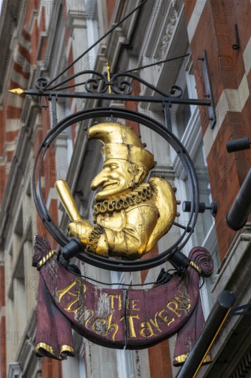 Gilt figure of Mr Punchon sign for The Punch Tavern pub, Fleet Street, Holborn, central London, England, UK