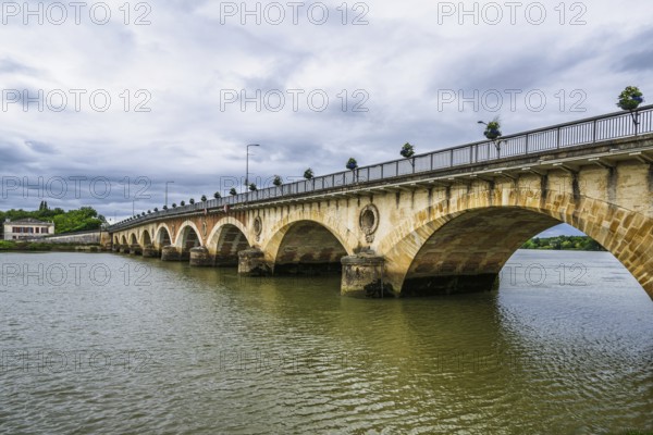 Libourne, Gironde, Nouvelle-Aquitaine, Saint-Emilion and Pomerol, Southwestern France