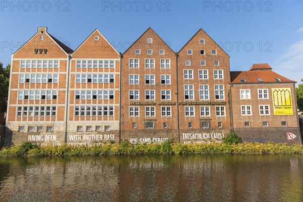Weserburg, Museum of Contemporary Art on the Weser, modern art, exhibition, art scene, architecture, gable, water reflection, Teerhof peninsula, blue sky, Hanseatic city of Bremen, Germany