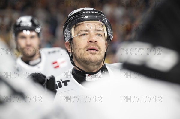 PSD Bank Dome, Düsseldorf, North Rhine-Westphalia, Moritz Müller (Koelner Haie, #91), PENNY DEL, Düsseldorfer EG- Kölner Haie on 24.01.2025 at the PSD Bank Dome in Düsseldorf Germany