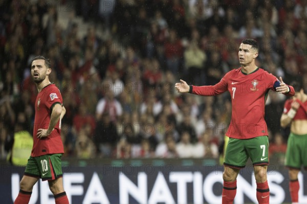 Football match, captain Cristiano RONALDO CR7 Portugal on the ball with right outer crack, Estadio do Dragao, Porto, Portugal