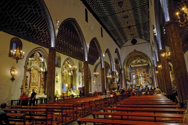 Funchal Cathedral, late Gothic church, bishop's seat, interior, coffered wooden ceiling, Funchal, Madeira Island
