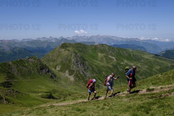 Ascending Ayous peak, Ayous lakes tour, Pyrenees National Park, Pyrenees Atlantiques, France