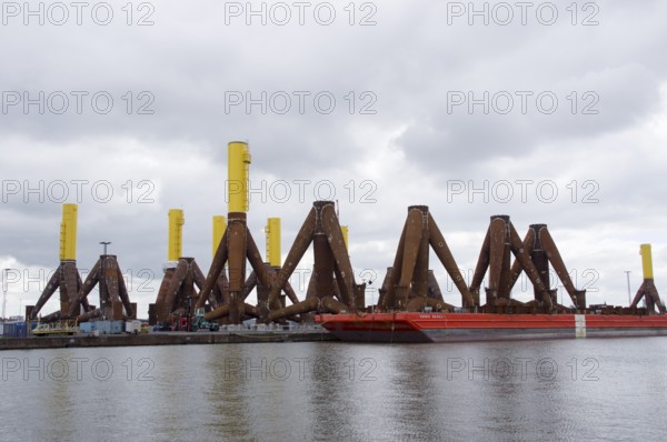 Tripods in the overseas harbour of Bremerhaven, Germany
