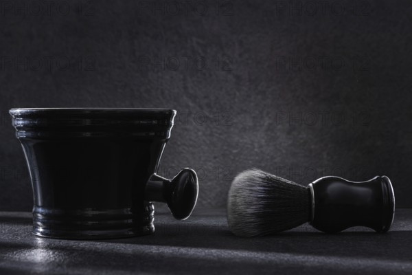 Black Barber Tools Classic Soft Shaving Brush And Shaving Mug
