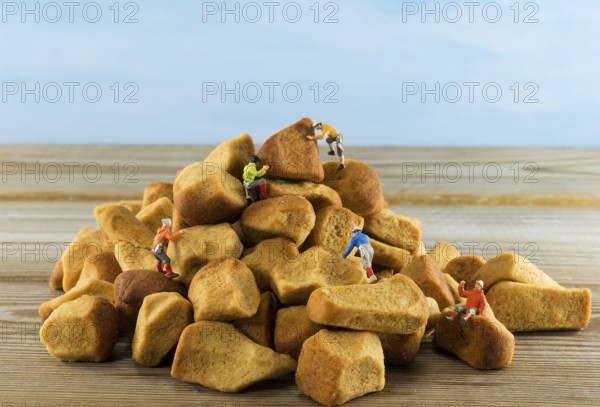Little world #miniature #figuresclimbing a rock made from dutch candy called pepernoten