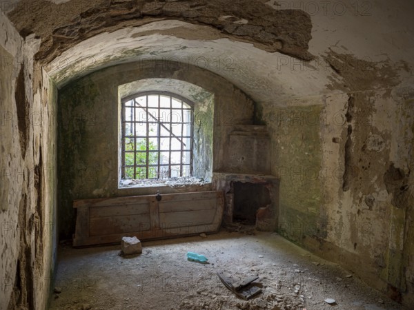 Walking along abandoned corridors of an underground military fortress