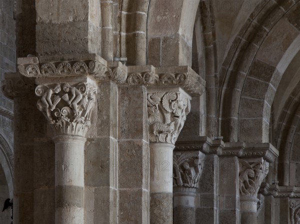 Vezelay, Basilica of Ste-Marie-Madeleine. Interior. South aisle figure capitals, St., Saint, Saint