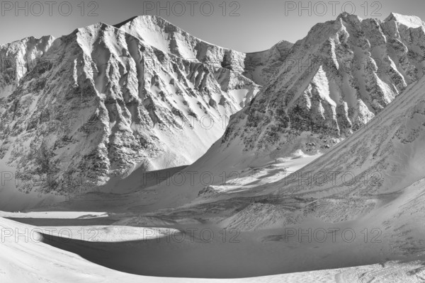 Mountain peak in the valley Unna Reaiddavaggi, Kebnekaisefjaell, Norrbotten, Lapland, Sweden, March 2014