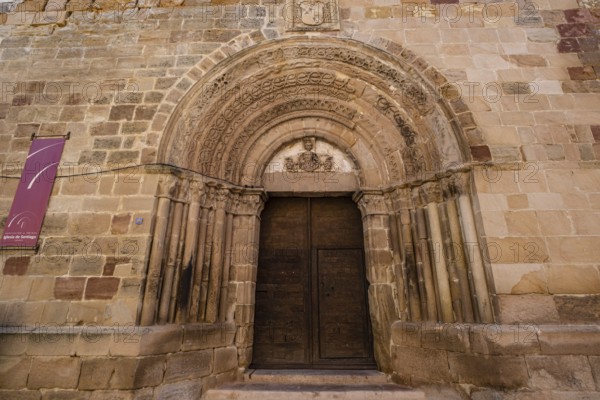 Iglesia de Santiago, 12th century Romanesque, Siguenza, Guadalajara, Spain