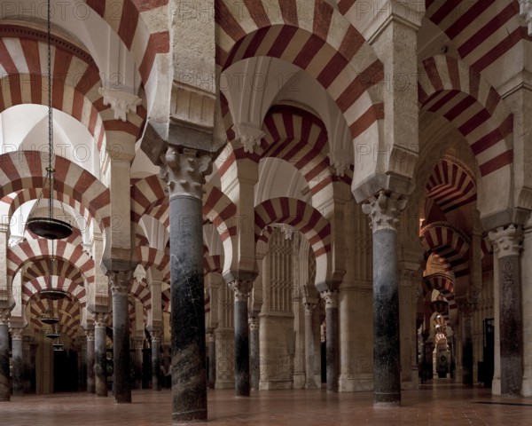 Mezquita-Catedral de Córdoba, interior, detail with superimposed arches, St., Saint, Saint