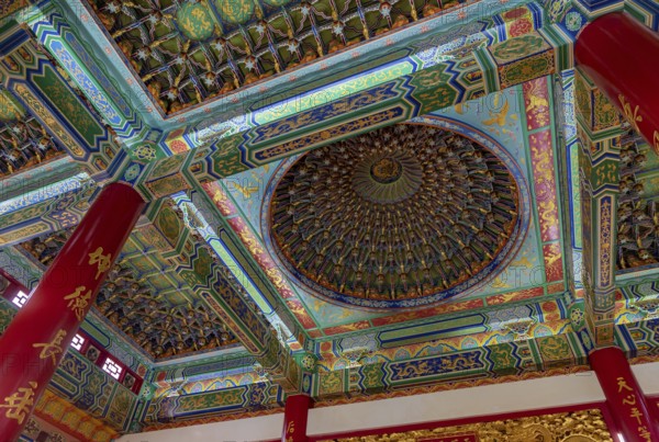A picture of the colorful interior of the Thean Hou Temple